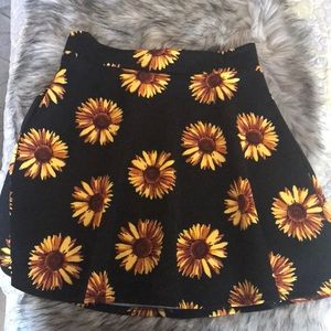 Sunflower pattern skater skirt
